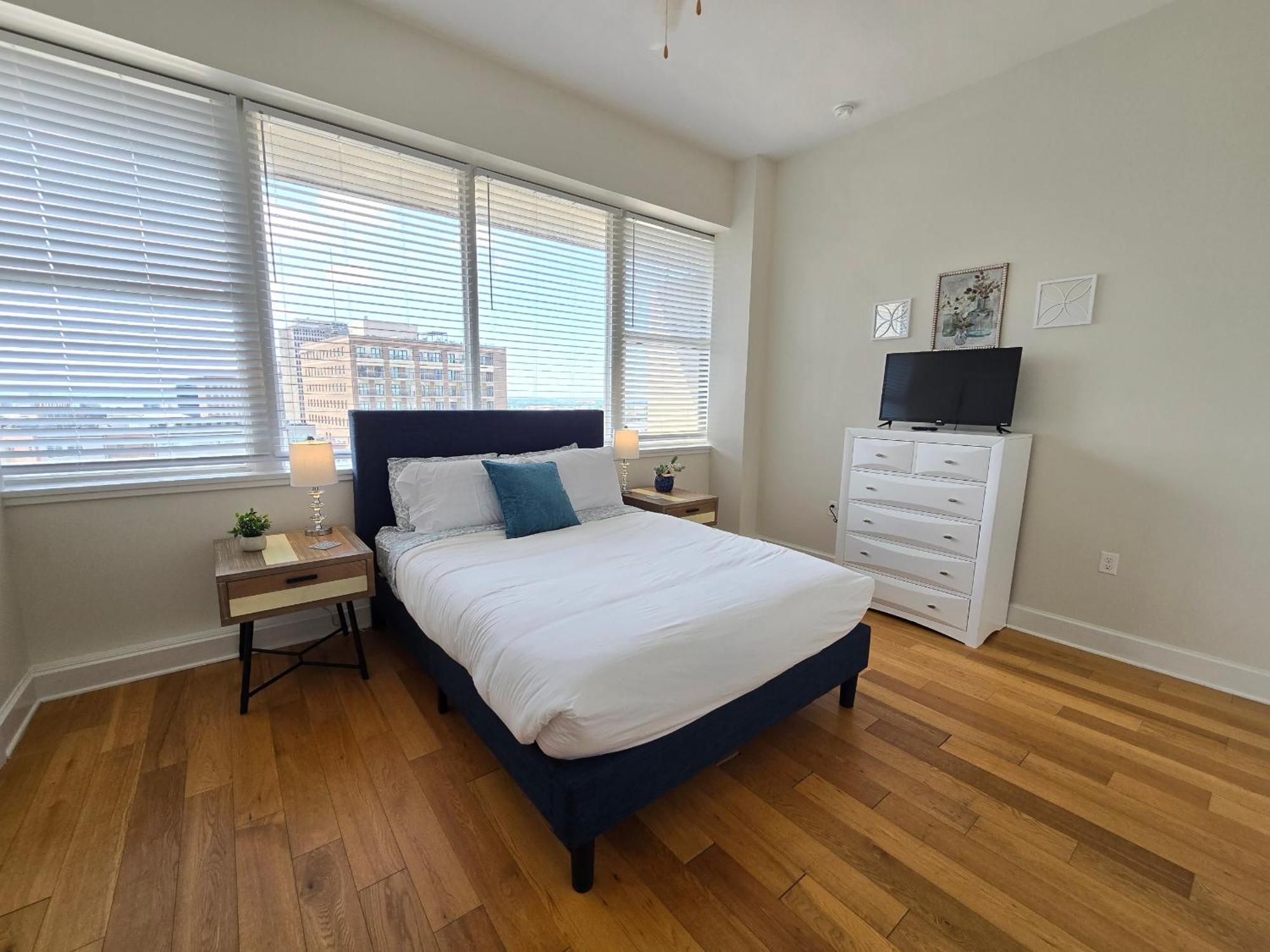 Amazing Condos Beautiful View 2 Blocks To French Quarter, Small Rooftop Pool, Gym, Seanger Theater, Super Dome, And Bourbon St New Orleans Cameră foto