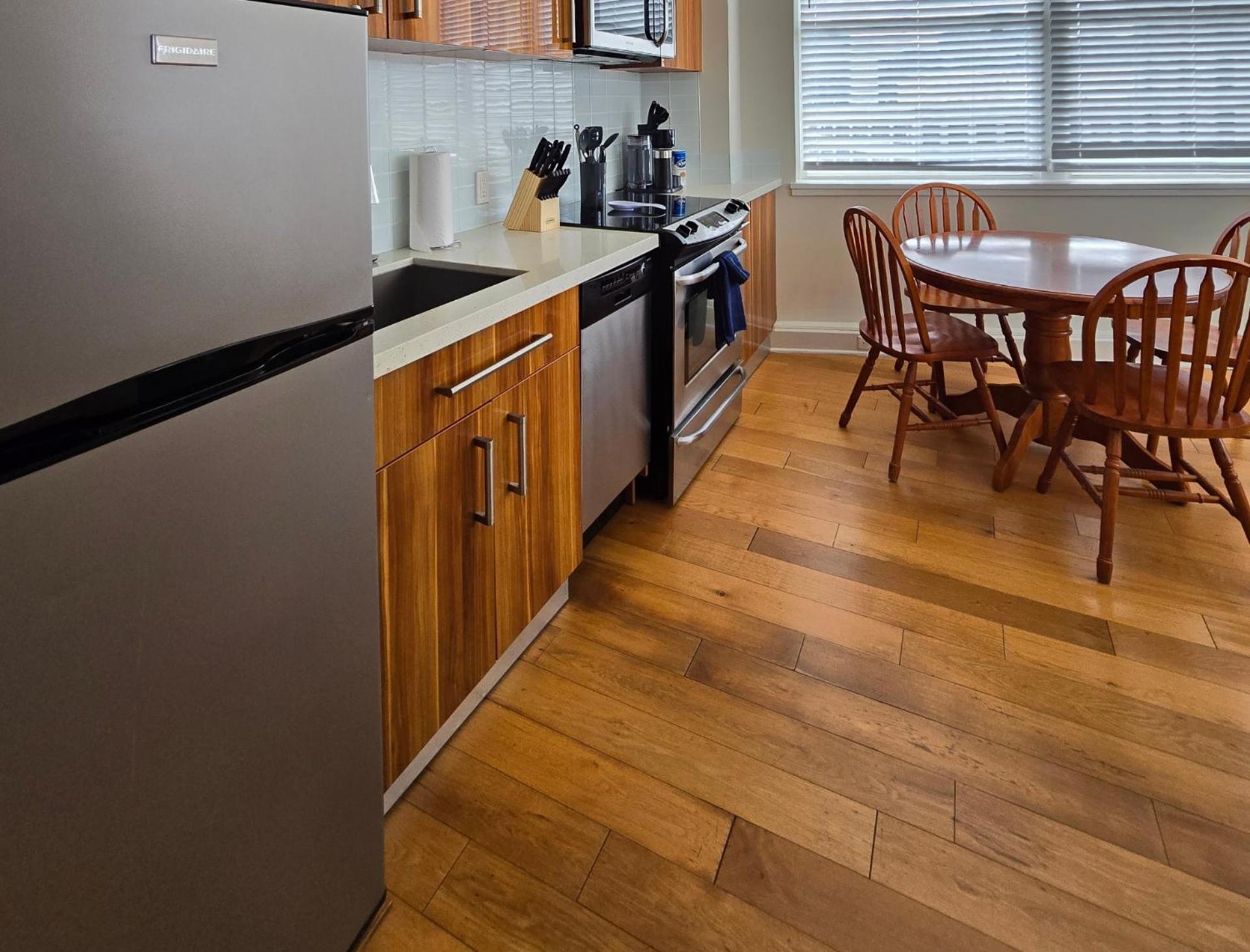 Amazing Condos Beautiful View 2 Blocks To French Quarter, Small Rooftop Pool, Gym, Seanger Theater, Super Dome, And Bourbon St New Orleans Cameră foto