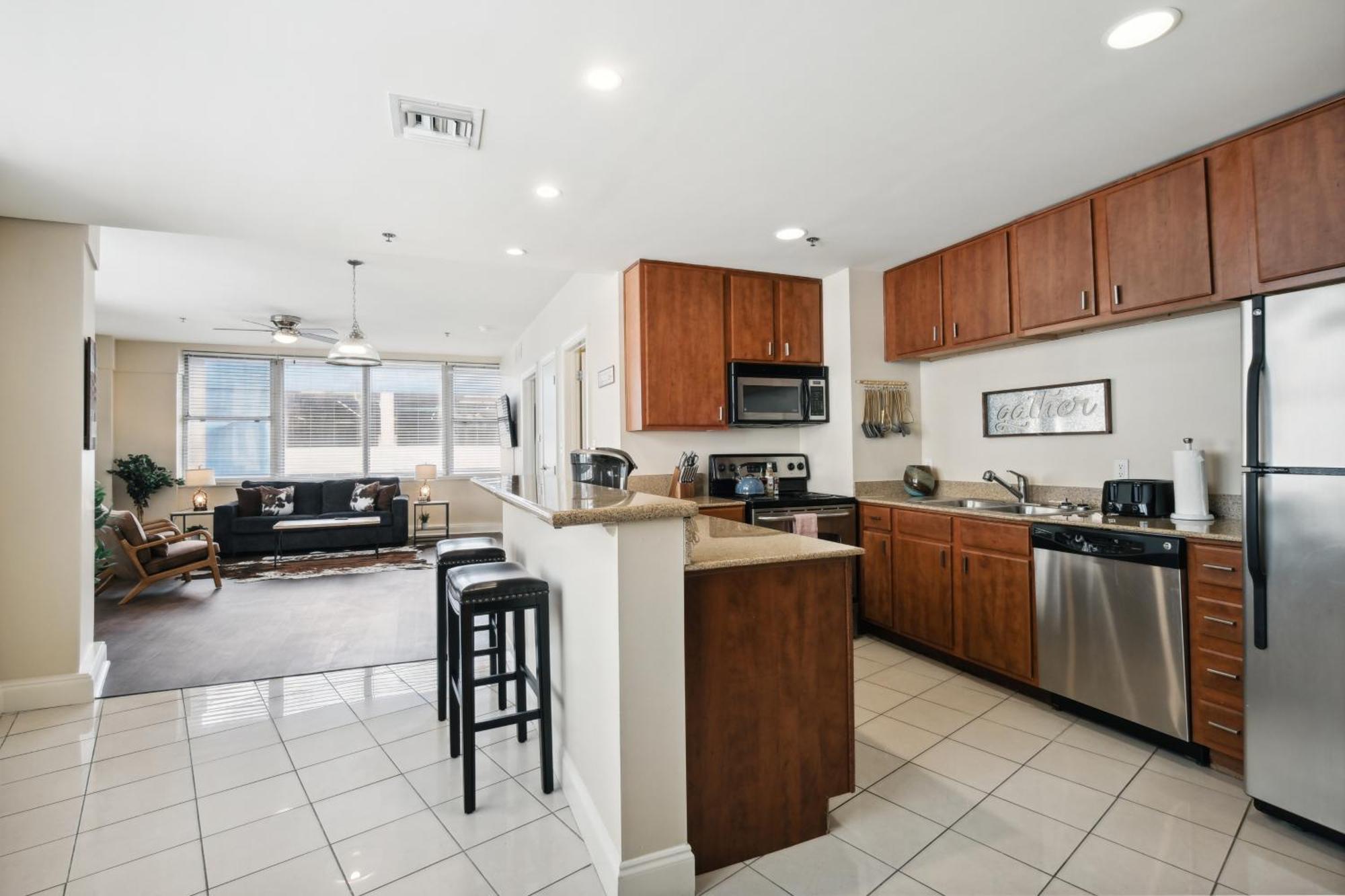 Amazing Condos Beautiful View 2 Blocks To French Quarter, Small Rooftop Pool, Gym, Seanger Theater, Super Dome, And Bourbon St New Orleans Cameră foto