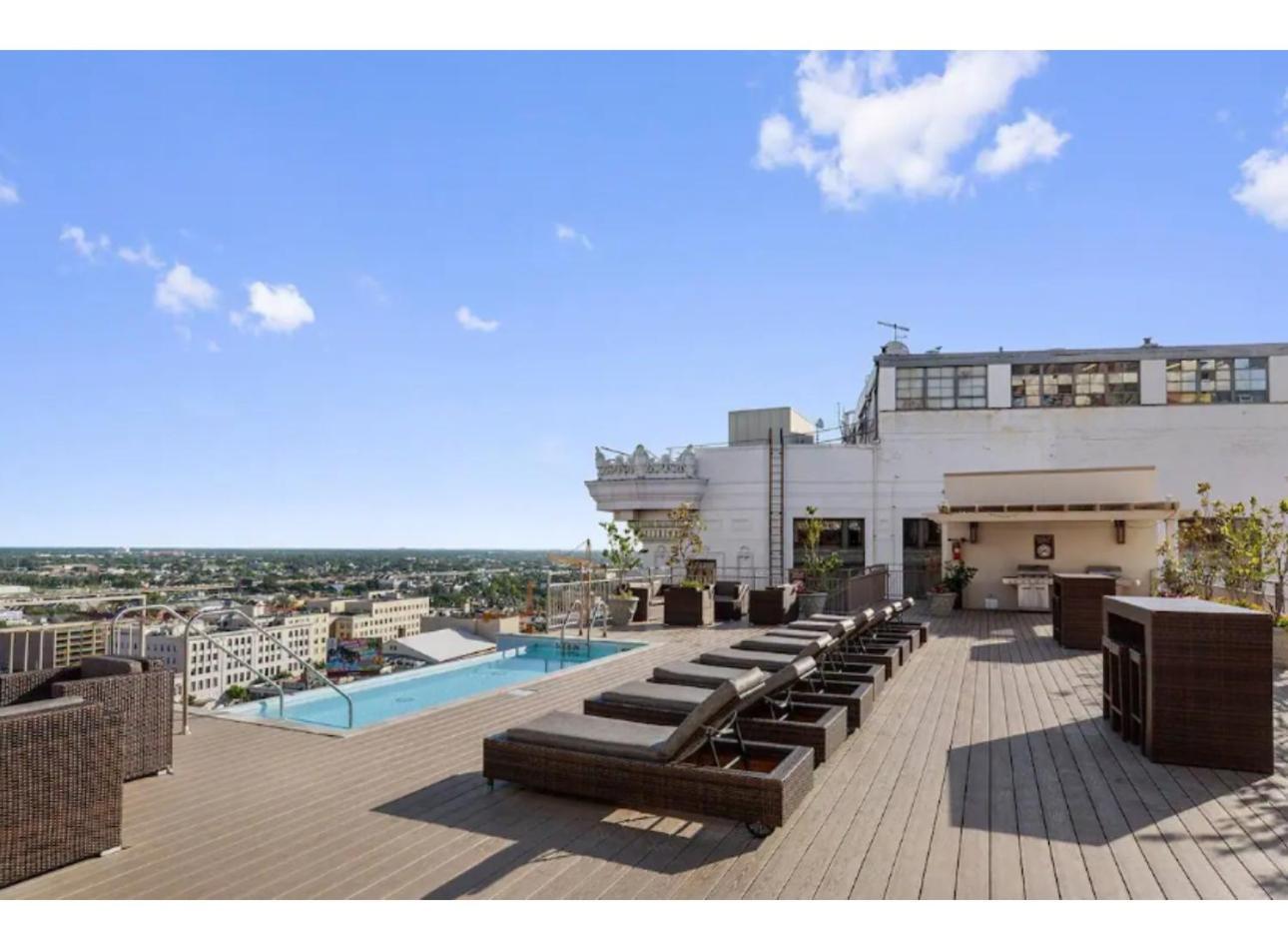 Amazing Condos Beautiful View 2 Blocks To French Quarter, Small Rooftop Pool, Gym, Seanger Theater, Super Dome, And Bourbon St New Orleans Exterior foto