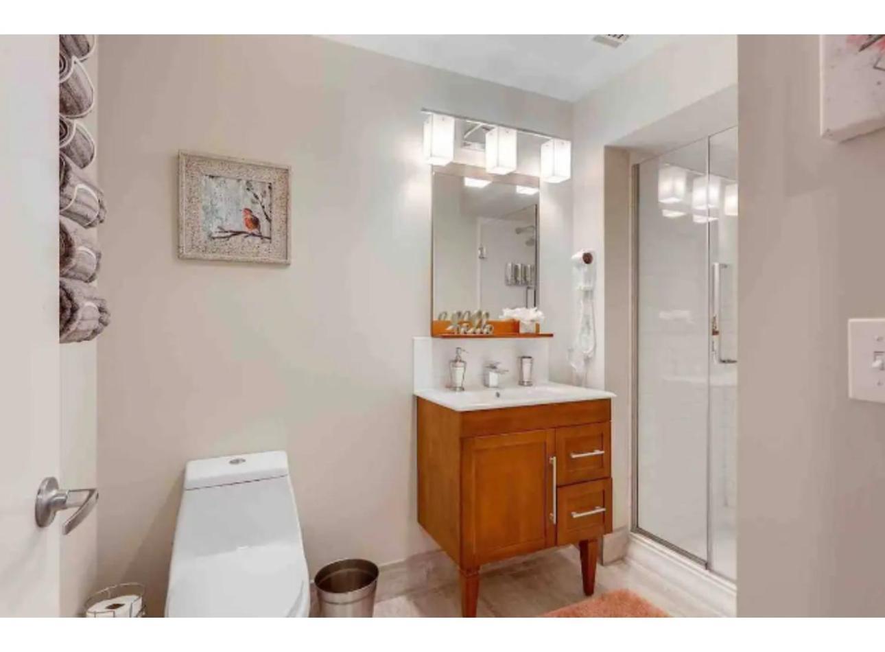 Amazing Condos Beautiful View 2 Blocks To French Quarter, Small Rooftop Pool, Gym, Seanger Theater, Super Dome, And Bourbon St New Orleans Cameră foto