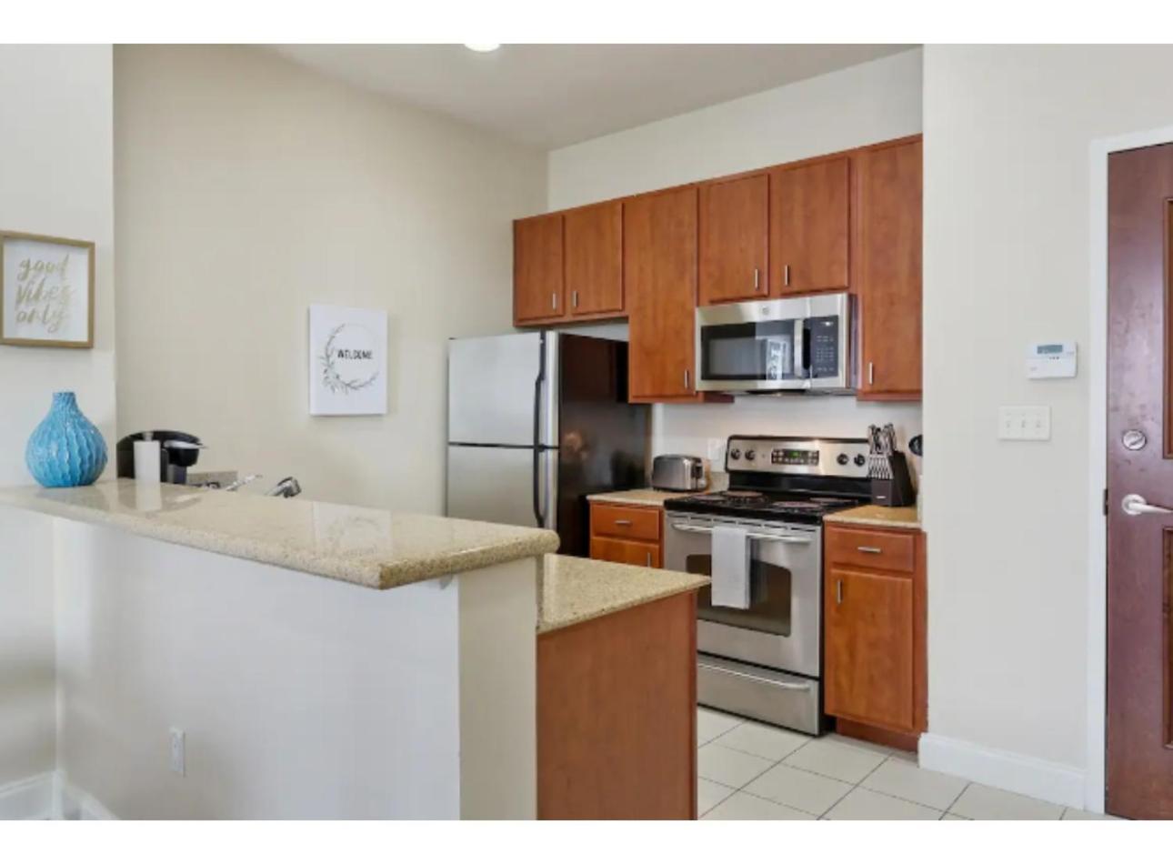 Amazing Condos Beautiful View 2 Blocks To French Quarter, Small Rooftop Pool, Gym, Seanger Theater, Super Dome, And Bourbon St New Orleans Cameră foto