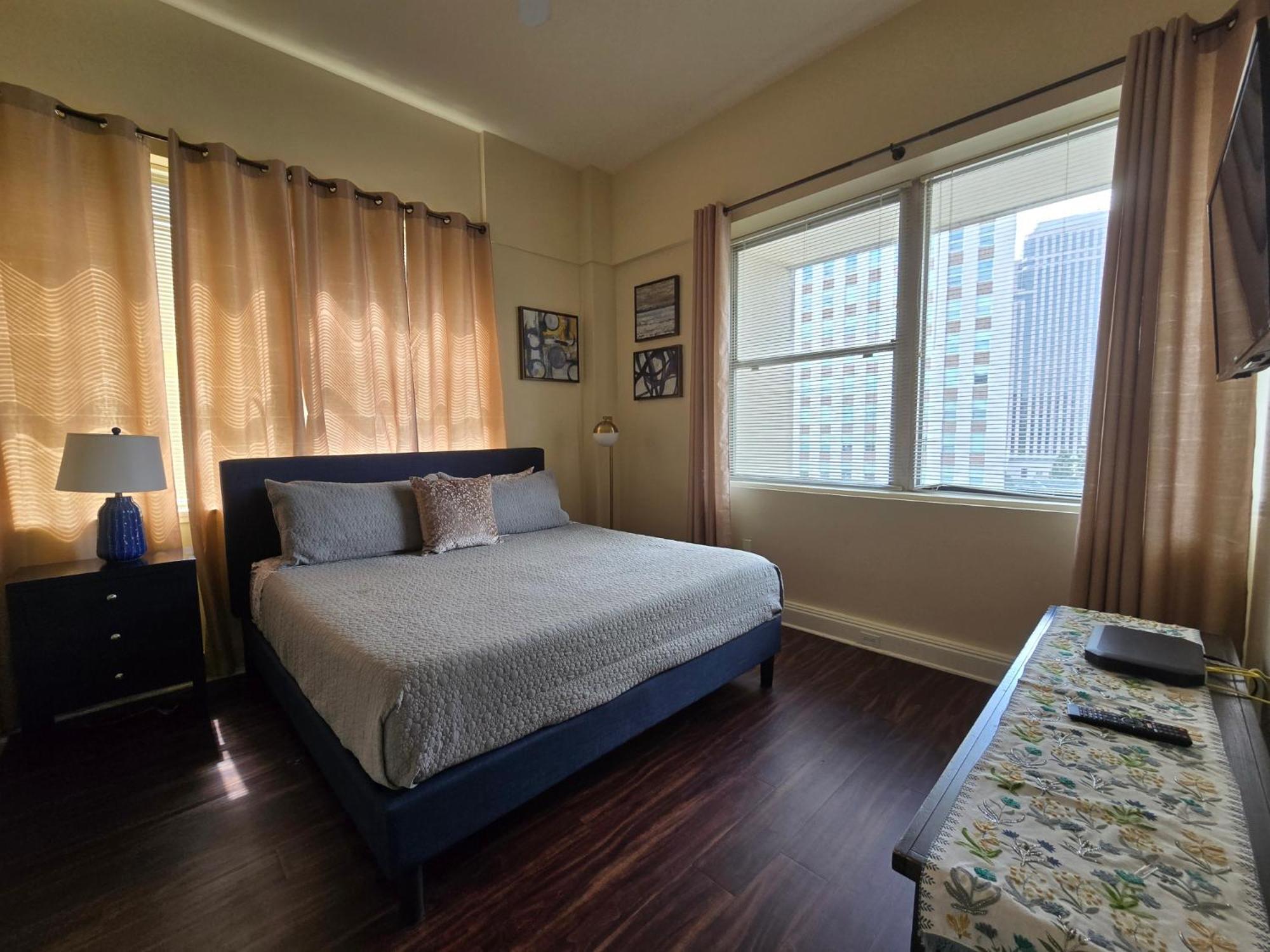 Amazing Condos Beautiful View 2 Blocks To French Quarter, Small Rooftop Pool, Gym, Seanger Theater, Super Dome, And Bourbon St New Orleans Cameră foto